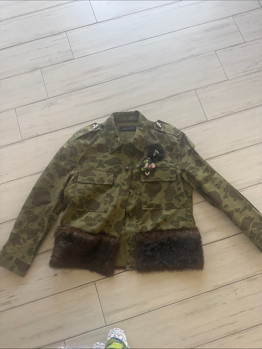 Zara Olive Green Camouflage Jacket with Brown Fur Trim